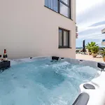 Vikendica In With Sauna