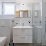 Vikendica In With Sauna *