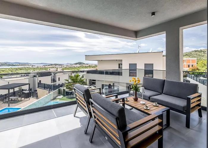 Luxurious In With Sauna Vodice