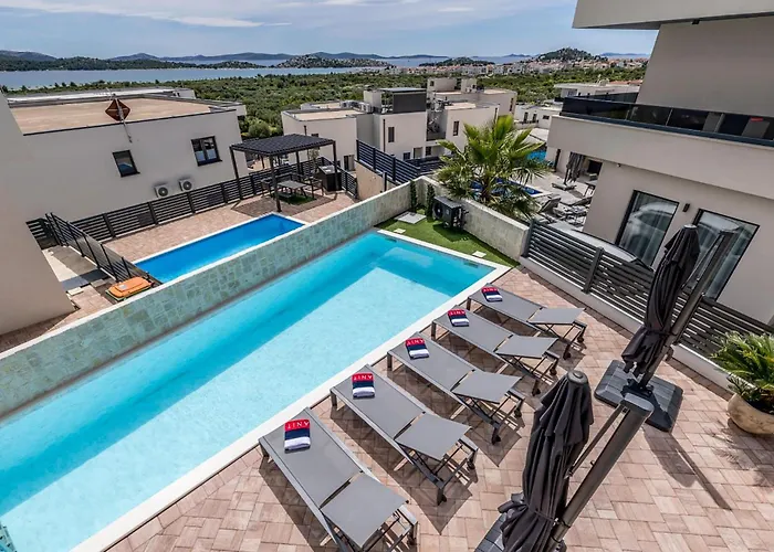 Luxurious In With Sauna Vodice