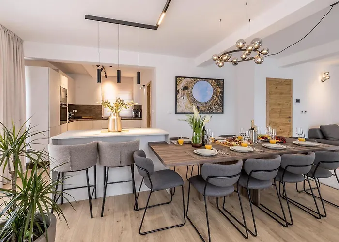 Luxurious In With Sauna *