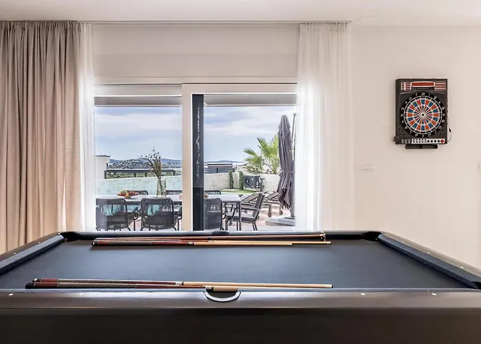 Luxurious In With Sauna Vodice